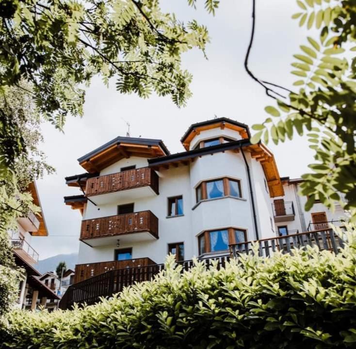Atelier Della Montagna Bed and Breakfast Zambla Alta Buitenkant foto