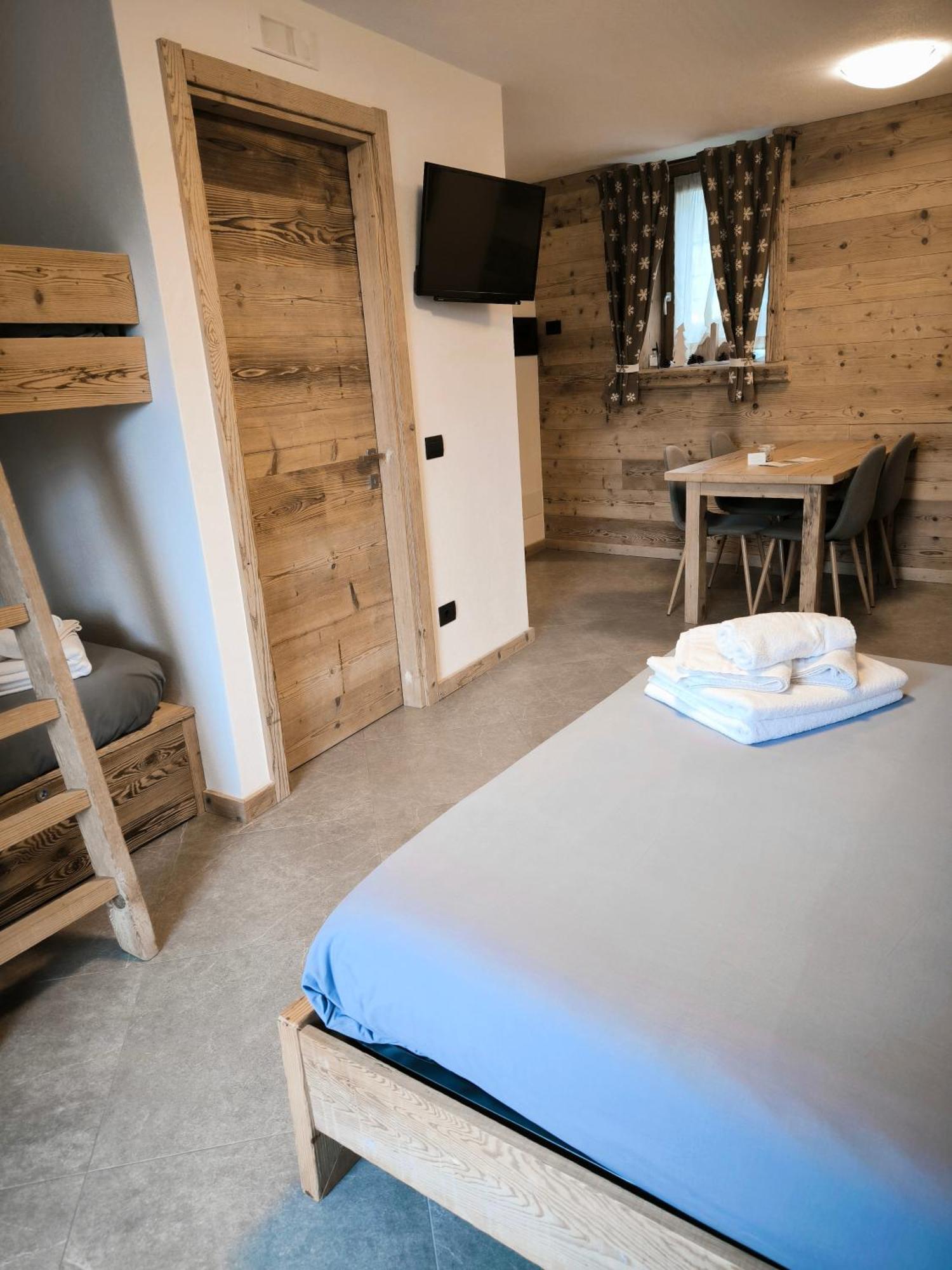 Atelier Della Montagna Bed and Breakfast Zambla Alta Buitenkant foto